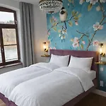 Karmeliterhof &
